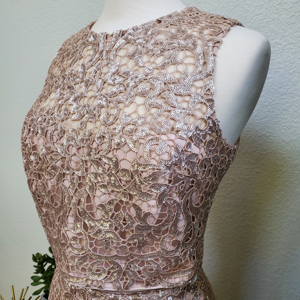 NWT Badgley Mischka 2-Piece Set